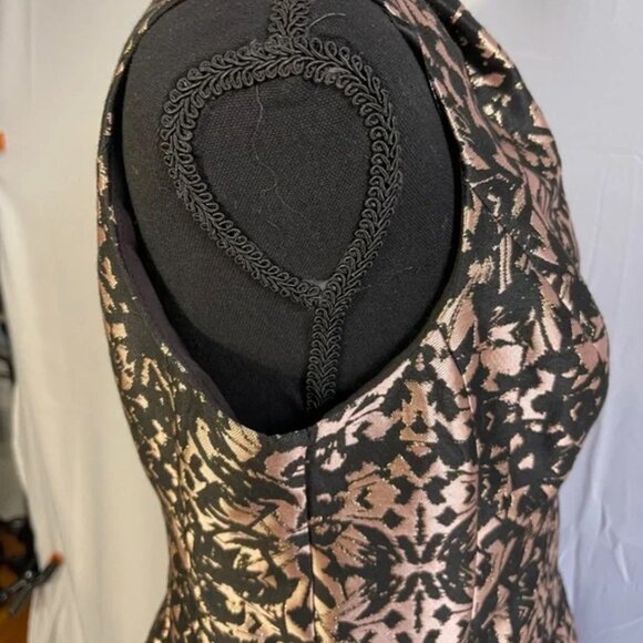VINCE CAMUTO METALLIC JACQUARD DRESS Size 8 NEW WITH TAG! - Picture 8 of 8